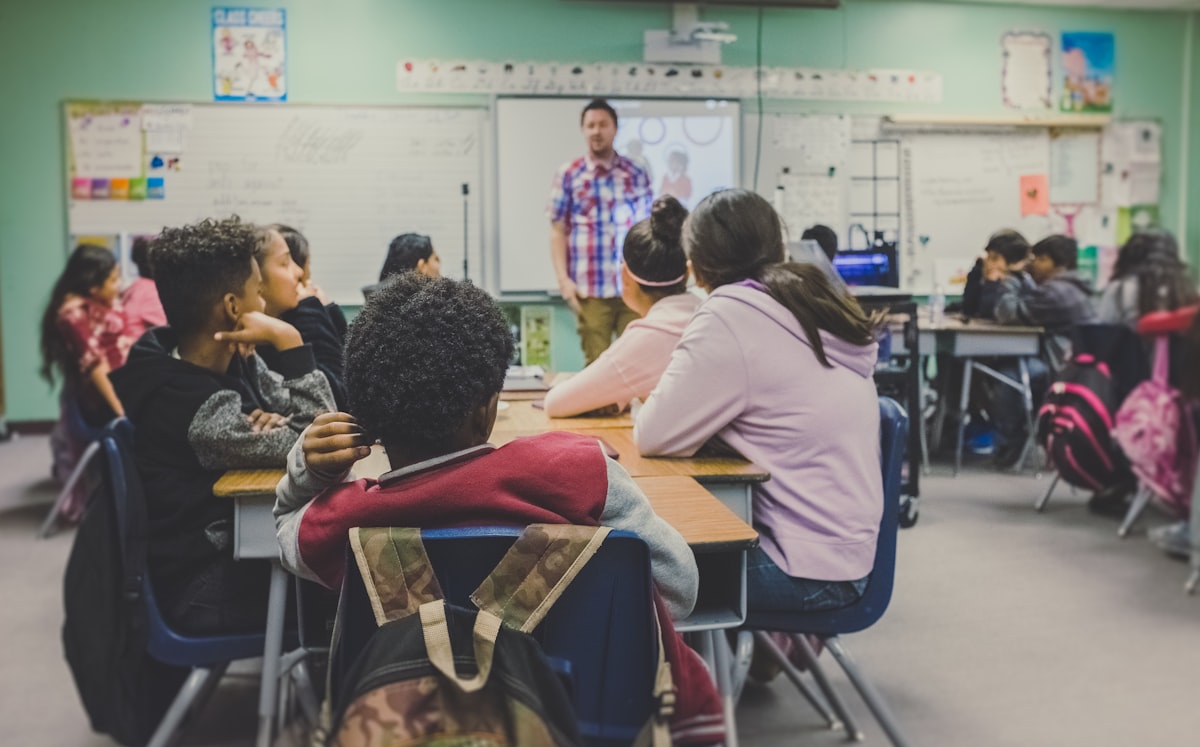 Students learning together